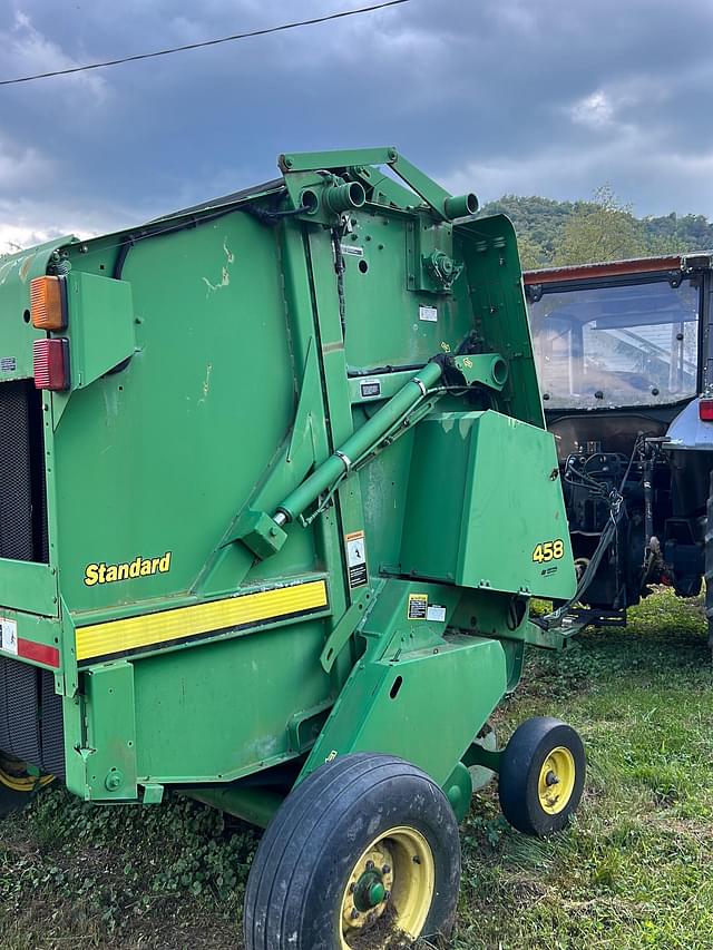 Image of John Deere 458 equipment image 4