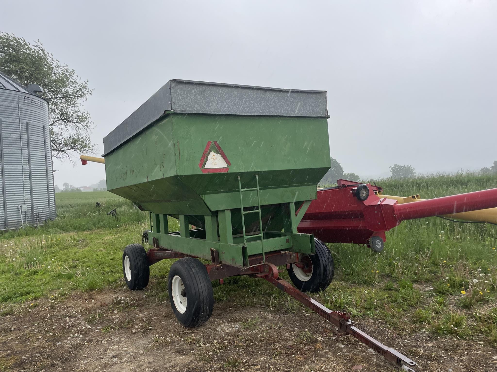 Osage 275 Equipment Image0