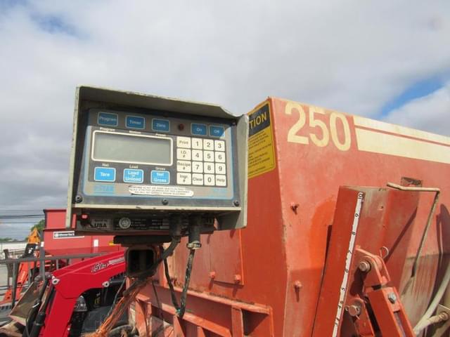 Image of Oswalt 250 equipment image 2