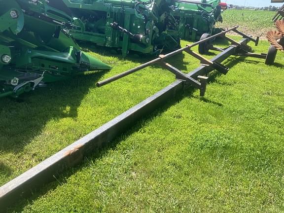 Image of Undetermined Header Trailer equipment image 3