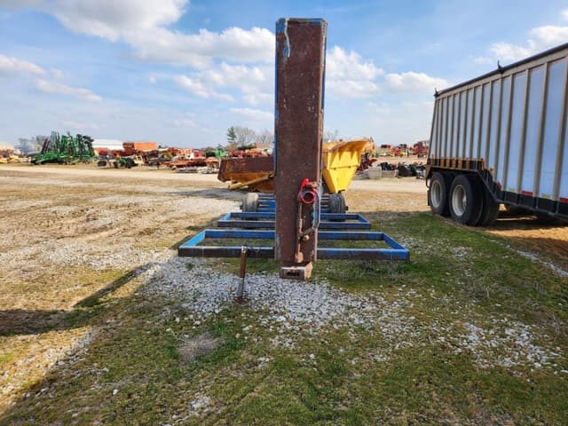 Image of Undetermined Bale Trailer equipment image 1