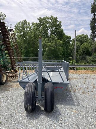 Image of Legacy Hay Feeder Image 1