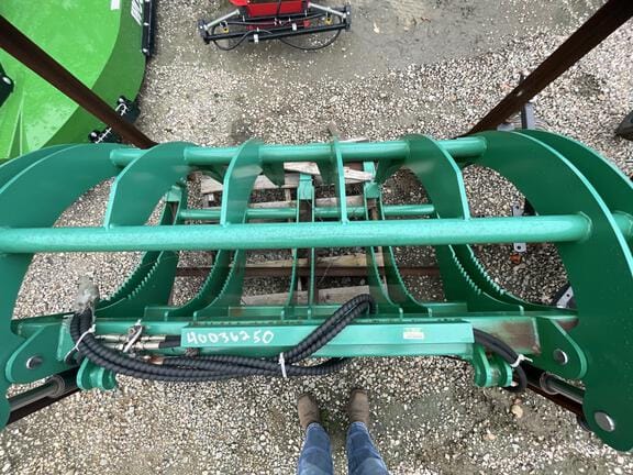 Undetermined Root Grapple Equipment Image0