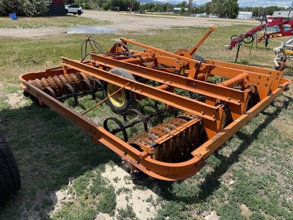 Undetermined Undetermined Equipment Image0