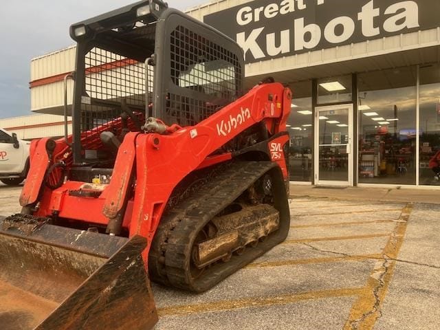 Kubota SVL75-2 Equipment Image0