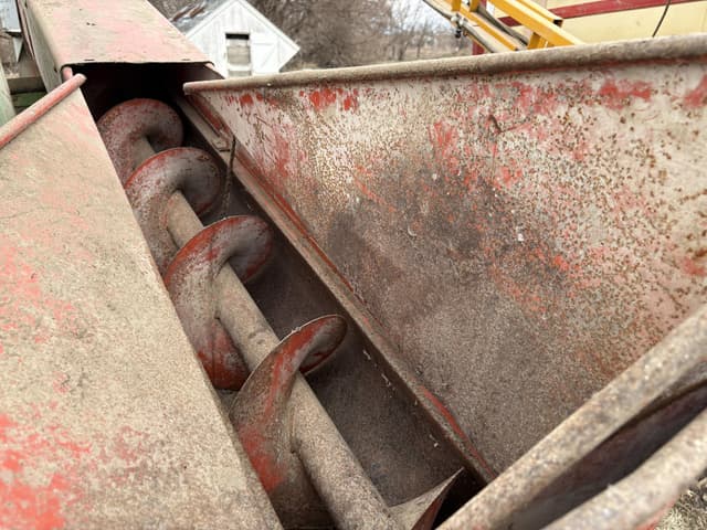 Image of Owatonna 424 equipment image 4