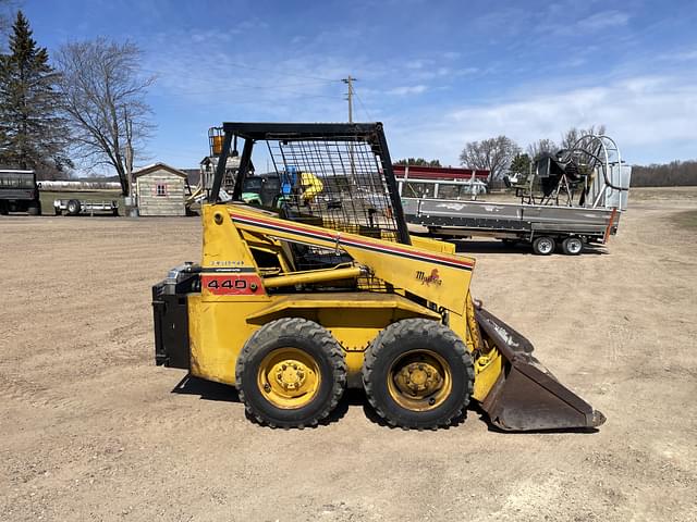 Image of Mustang 440 equipment image 3