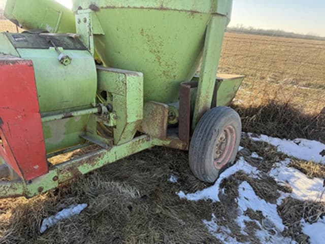 Image of Owatonna 83 equipment image 2