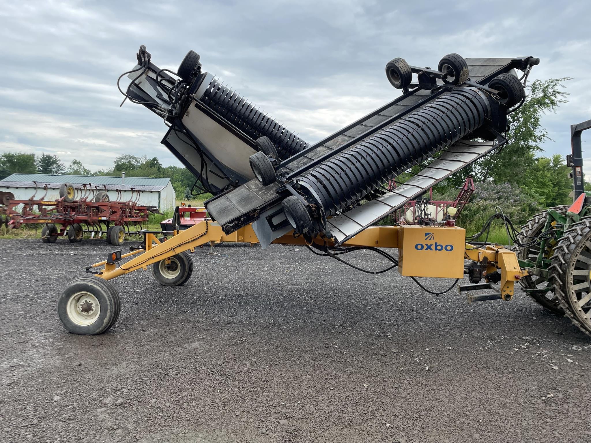 Oxbo 1416 Equipment Image0