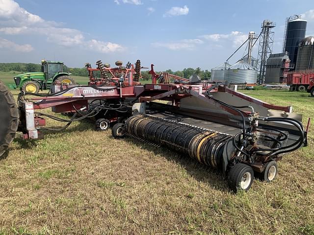 Image of Oxbo 1800 equipment image 2