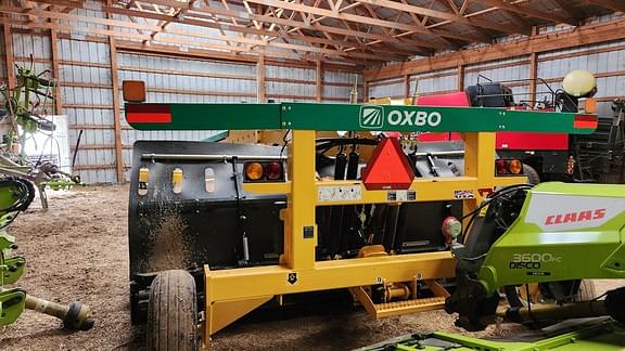 Image of Oxbo 2112 equipment image 4