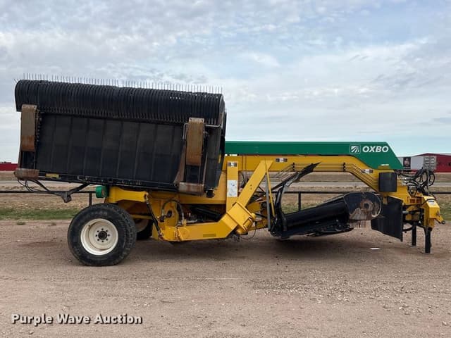 Image of Oxbo 2334 equipment image 3