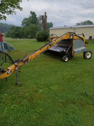 Oxbo 918 Equipment Image0