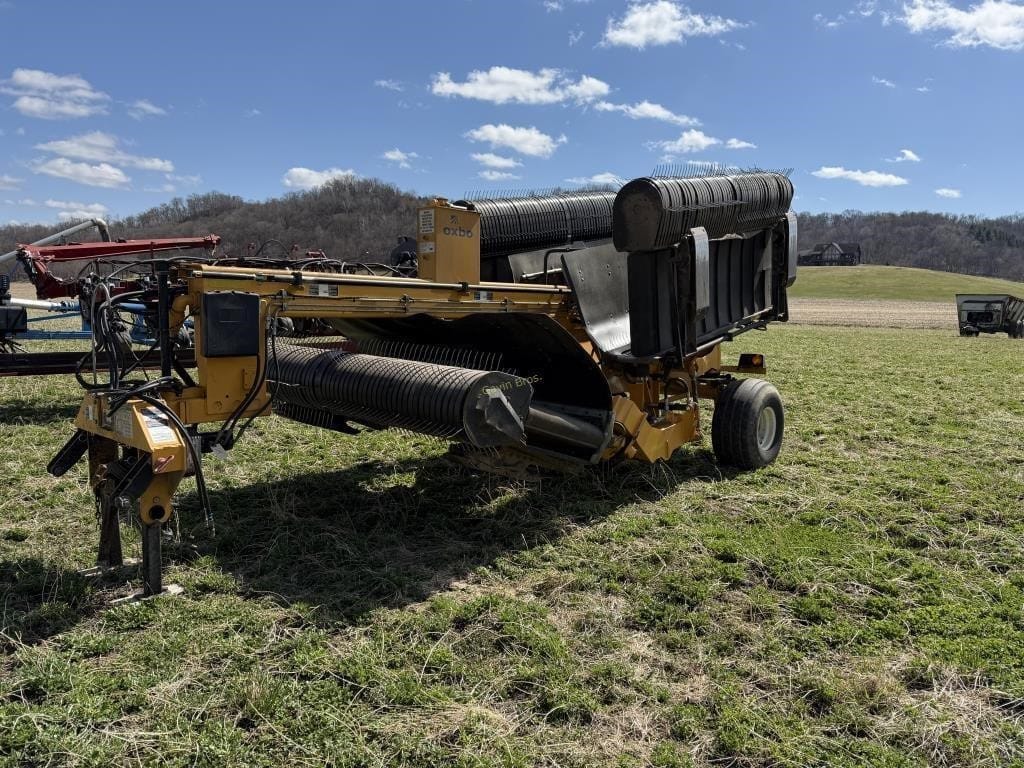 Oxbo 330 Equipment Image0