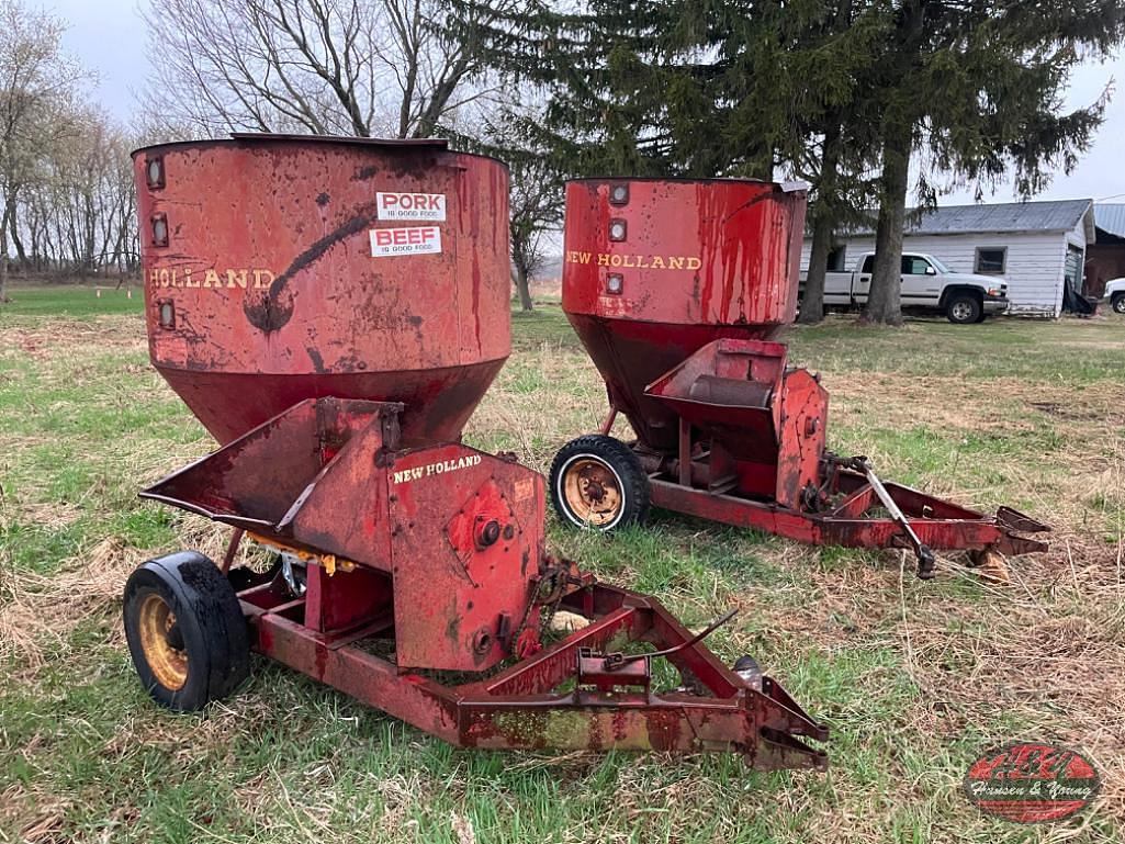 Image of New Holland 340 Primary image