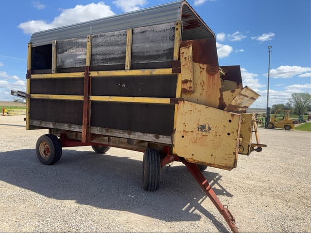 Image of PAPEC SILAGE WAGON equipment image 1
