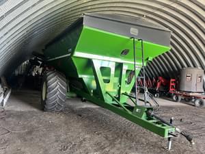 2014 Parker 1039 Image