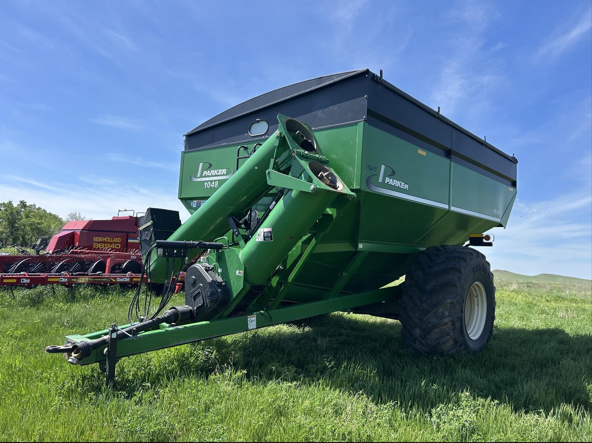 Parker 1048 Equipment Image0