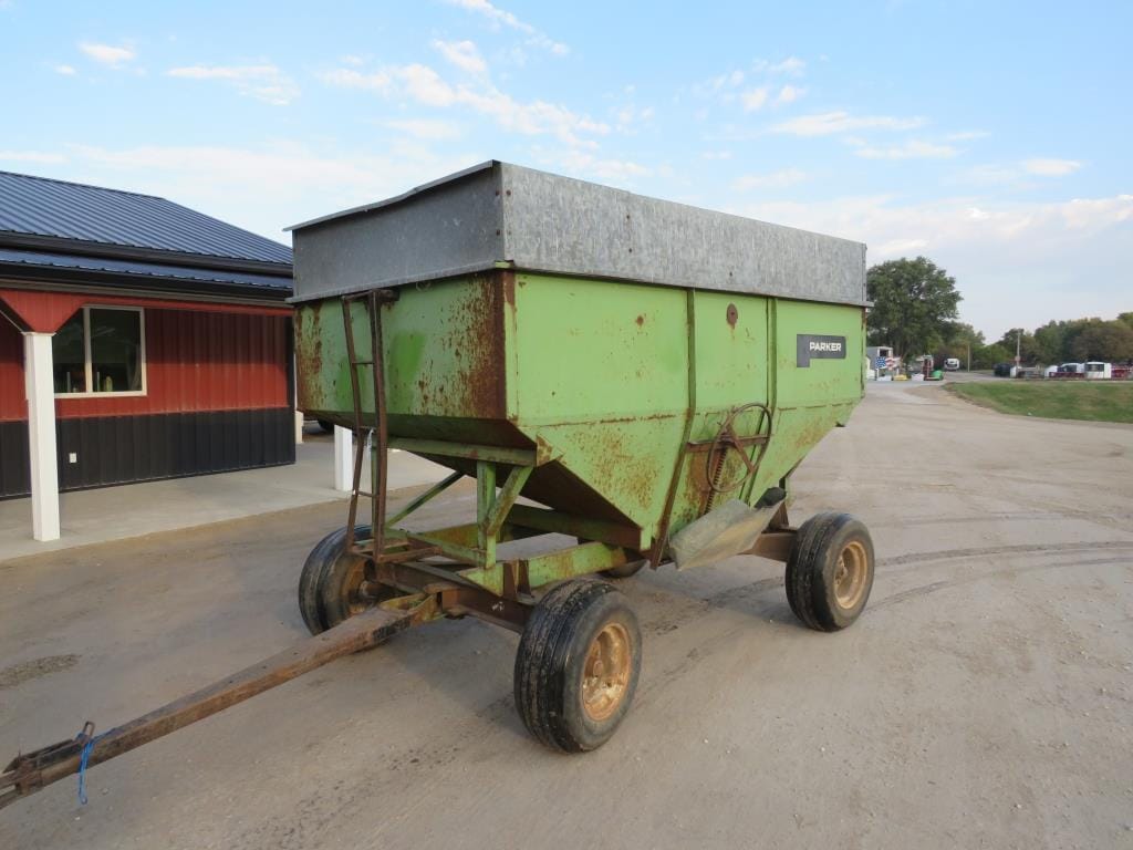 Main image Parker 200