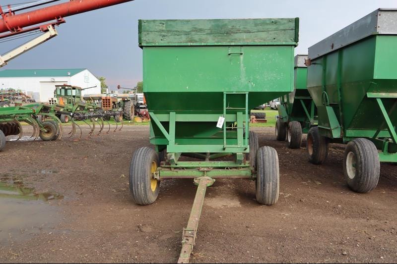 Parker 200 Equipment Image0