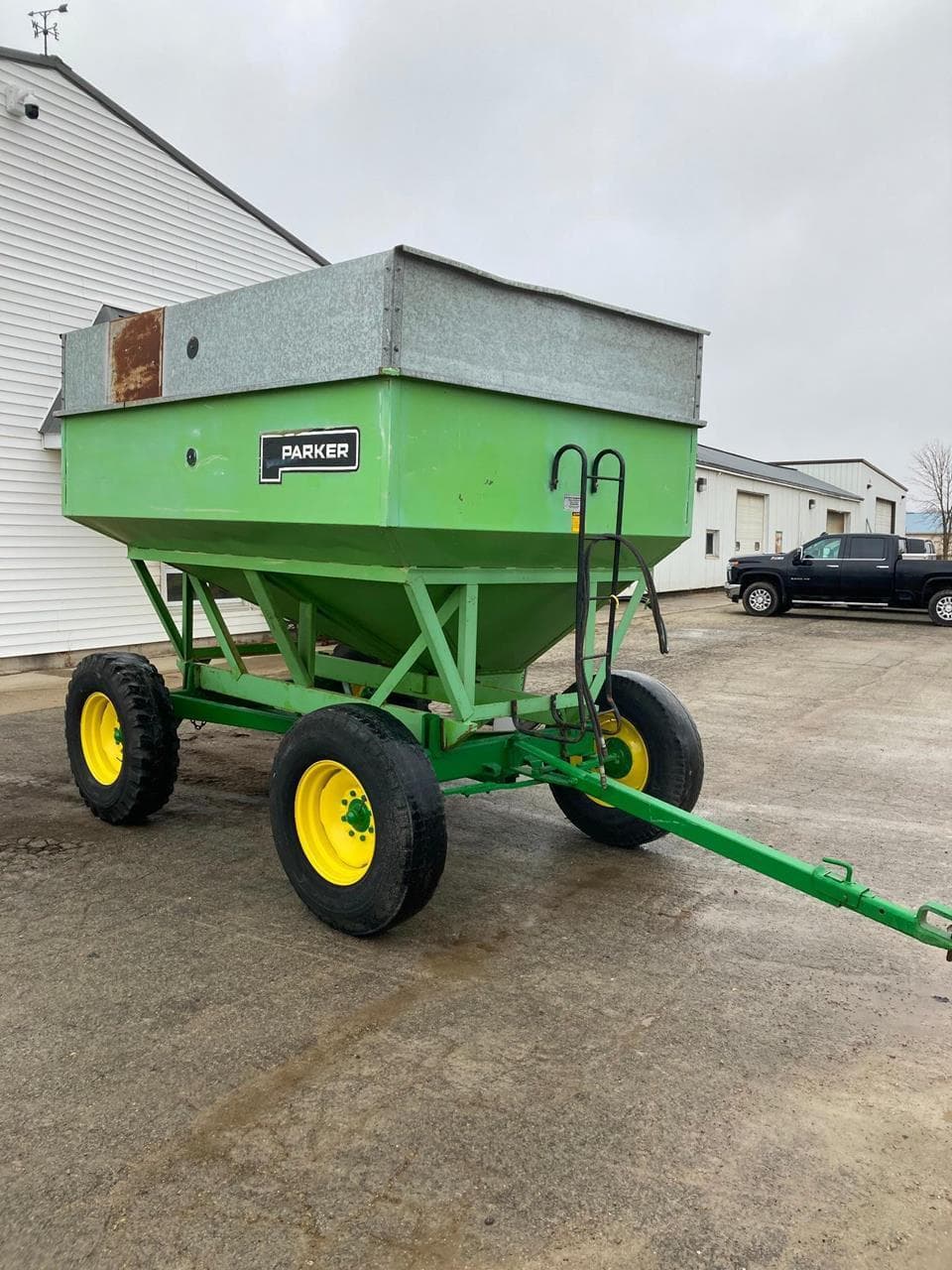 Image of Parker 2000 Primary image