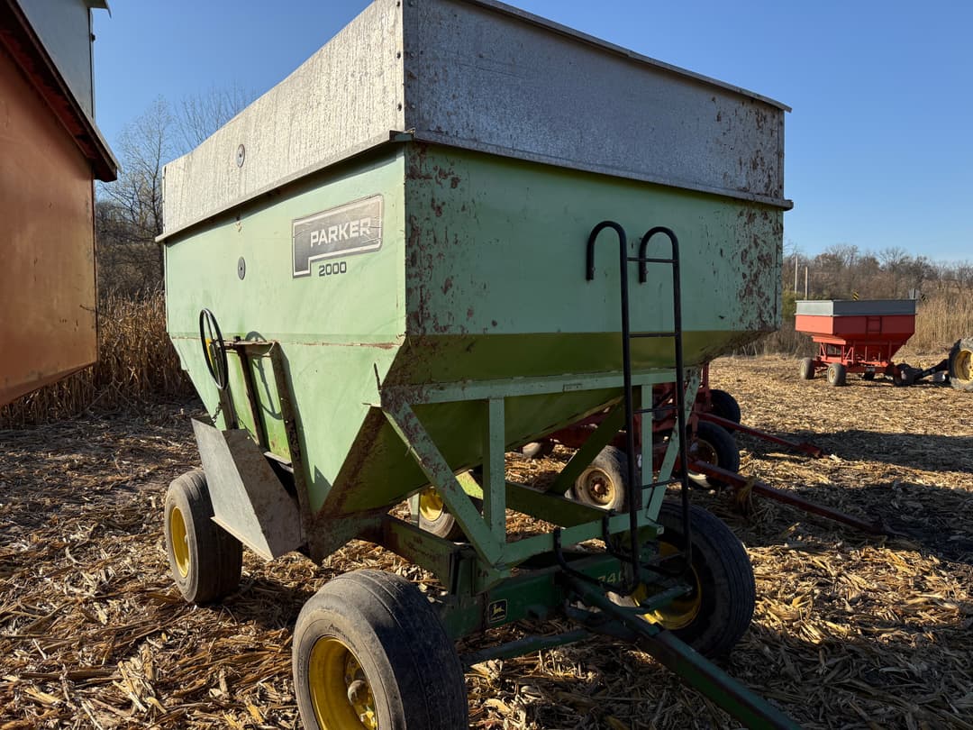 Image of Parker 2000 Primary image