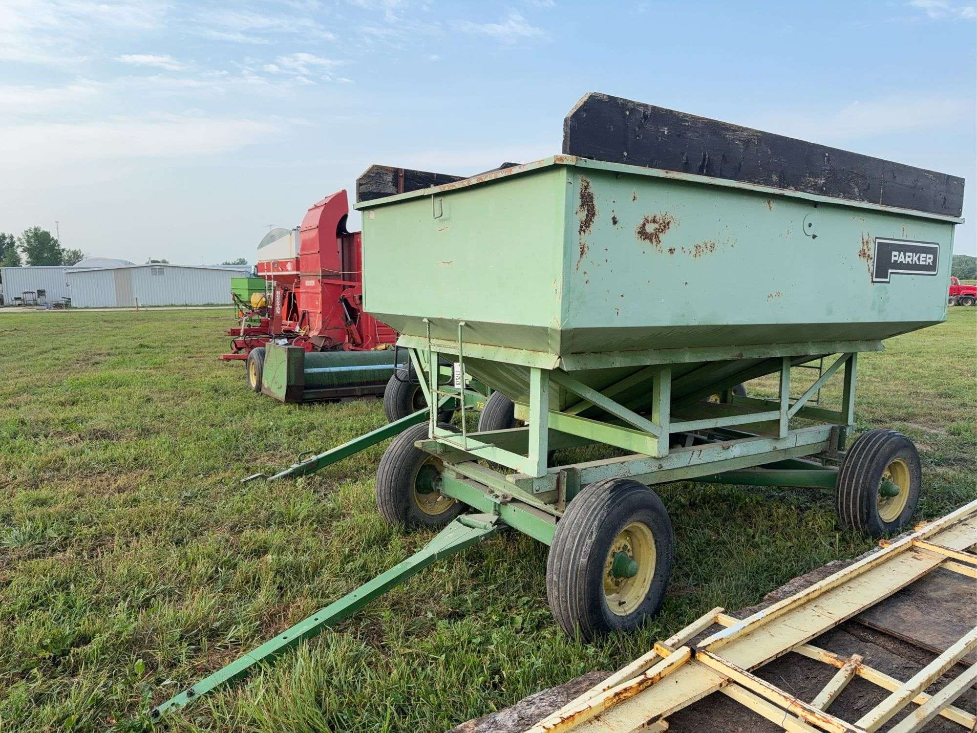 Parker 2100 Equipment Image0