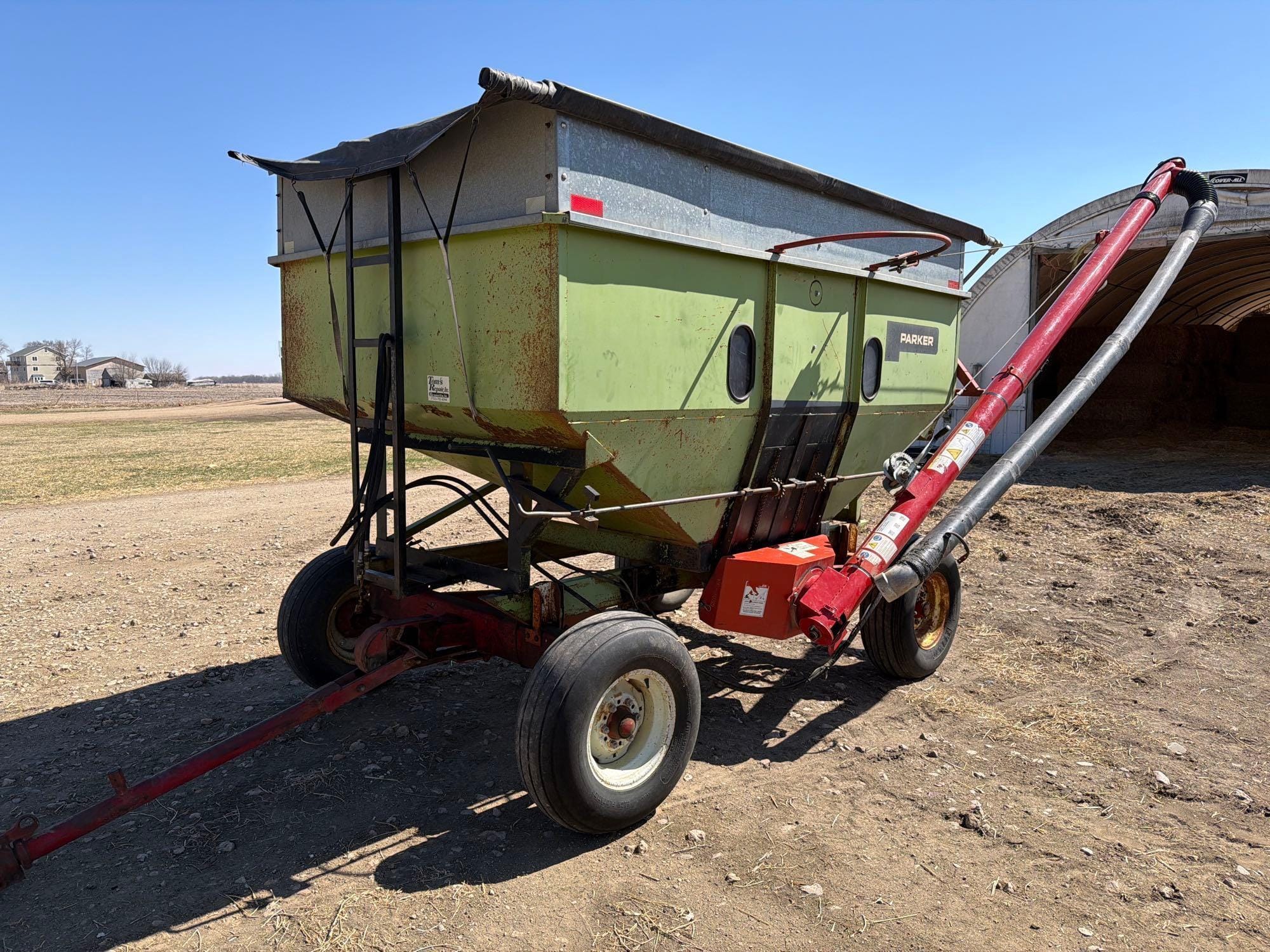 Parker 2200 Equipment Image0