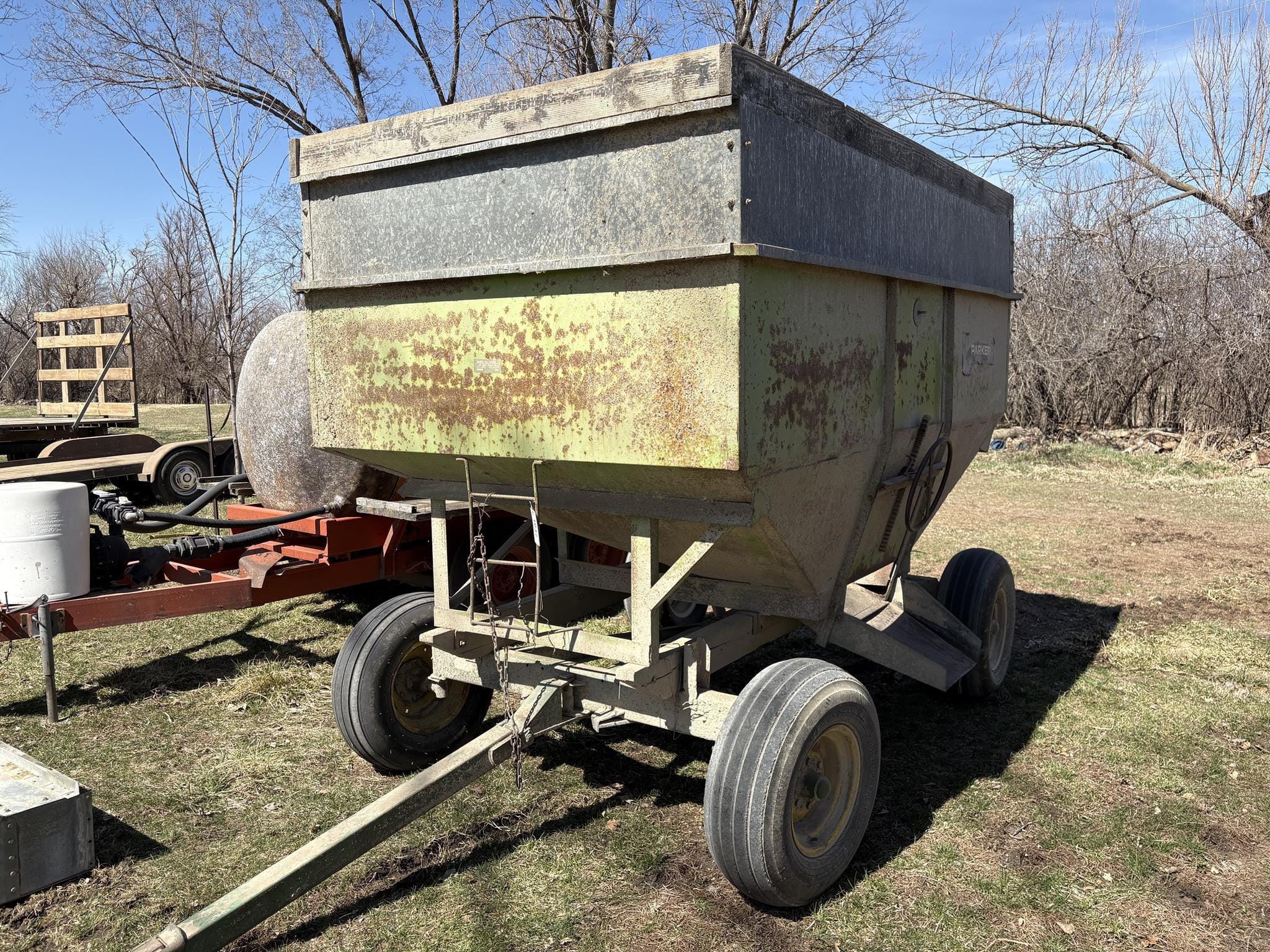 Parker 250 Equipment Image0