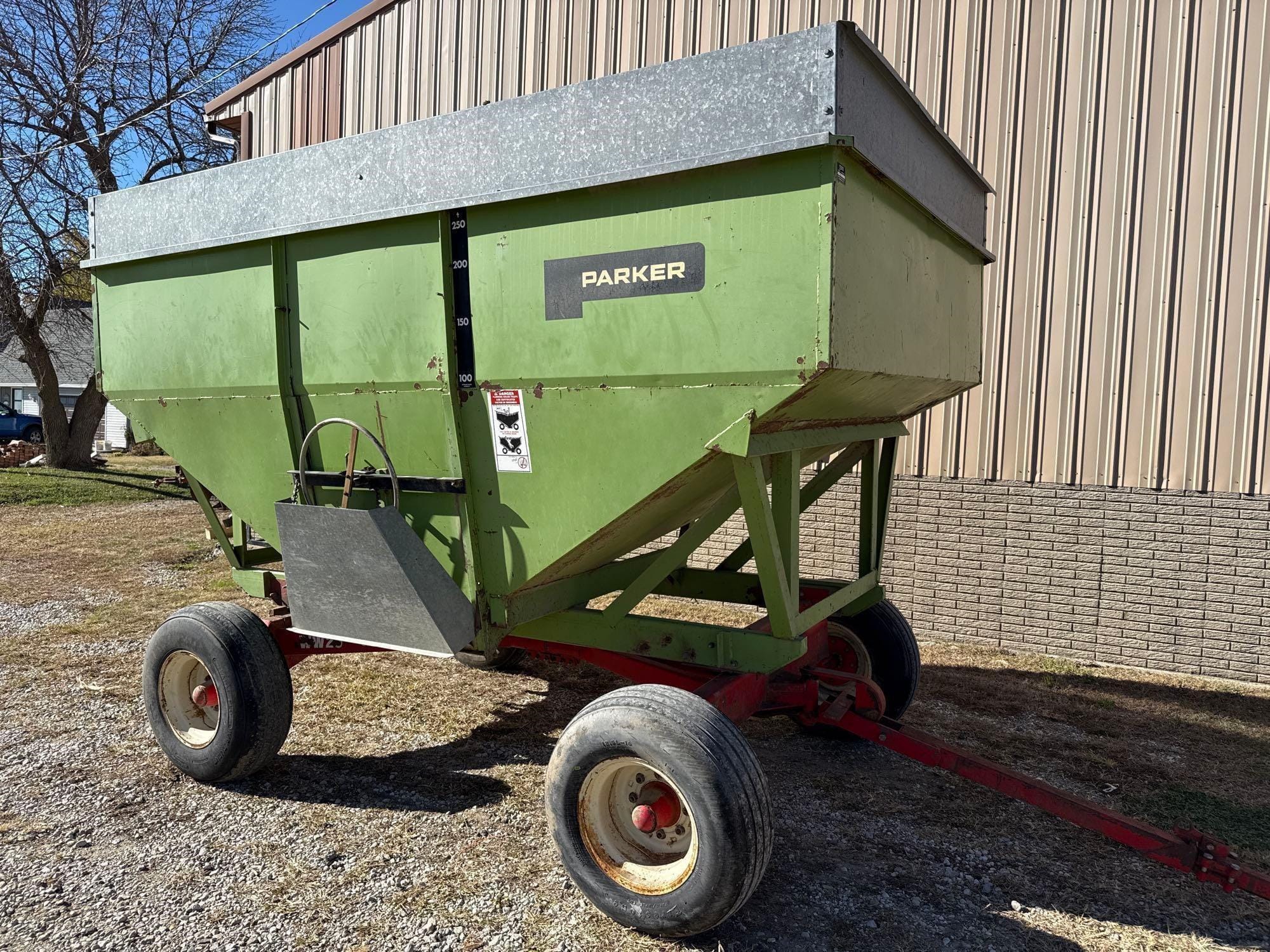 Parker 2500 Equipment Image0