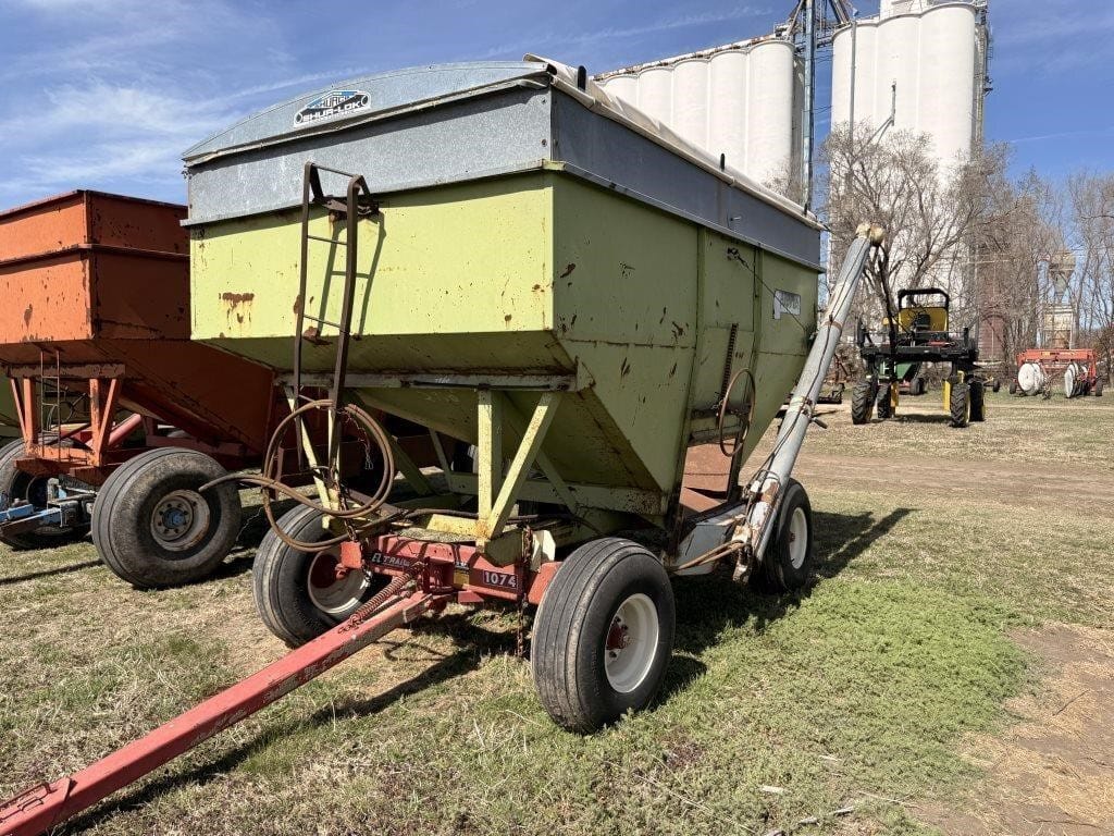 Parker 2500 Equipment Image0