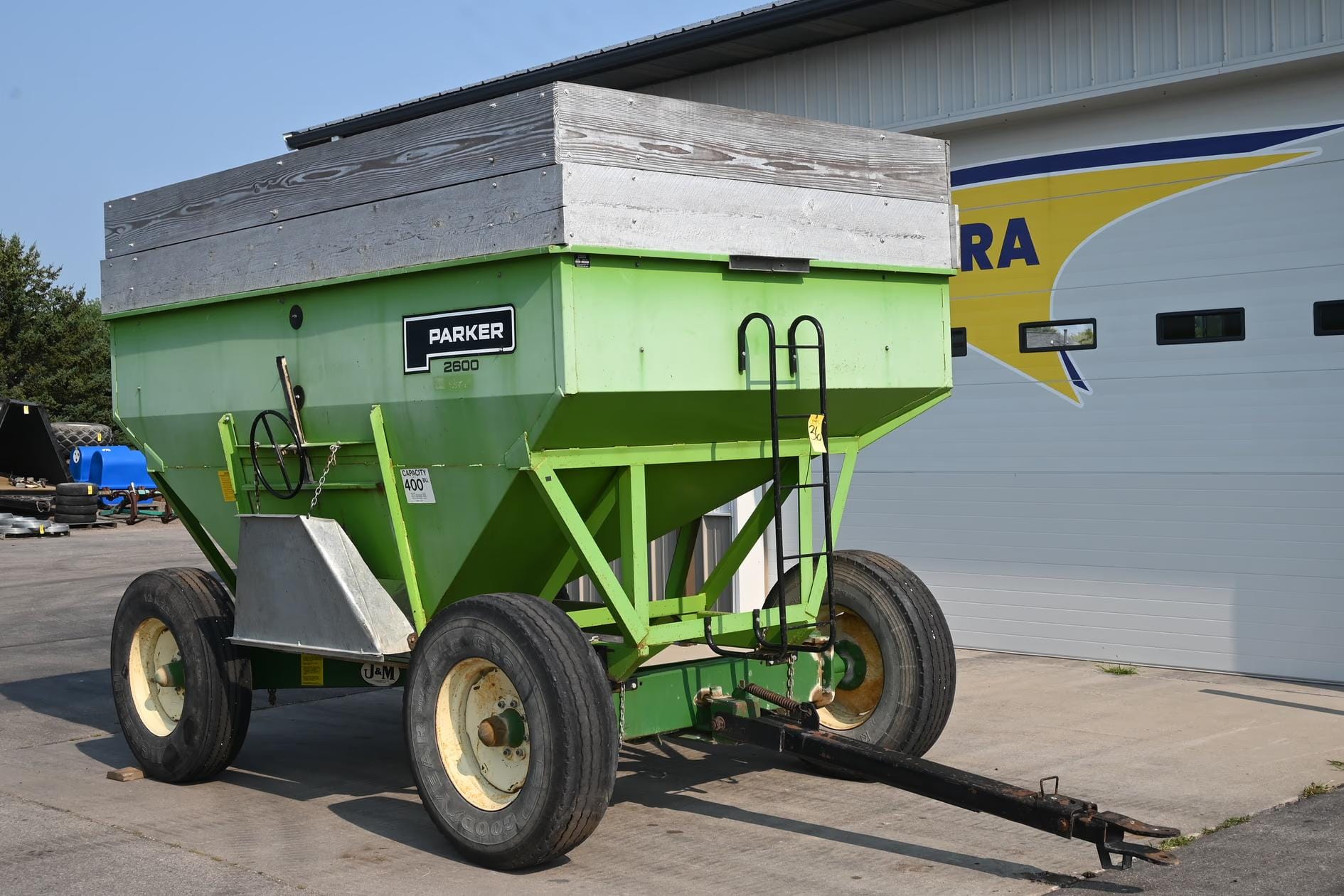 Parker 2600 Equipment Image0