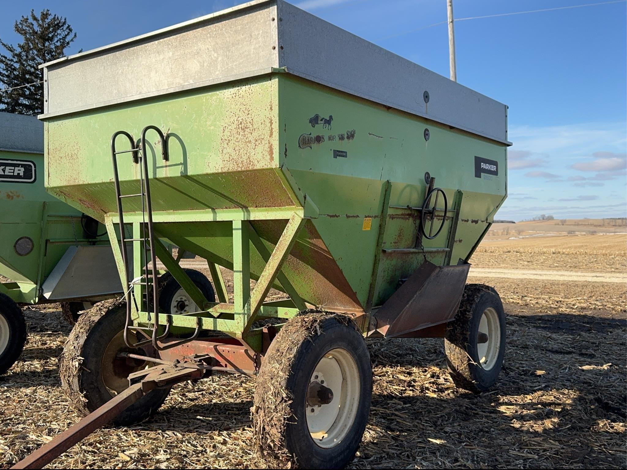 Parker 2600 Equipment Image0