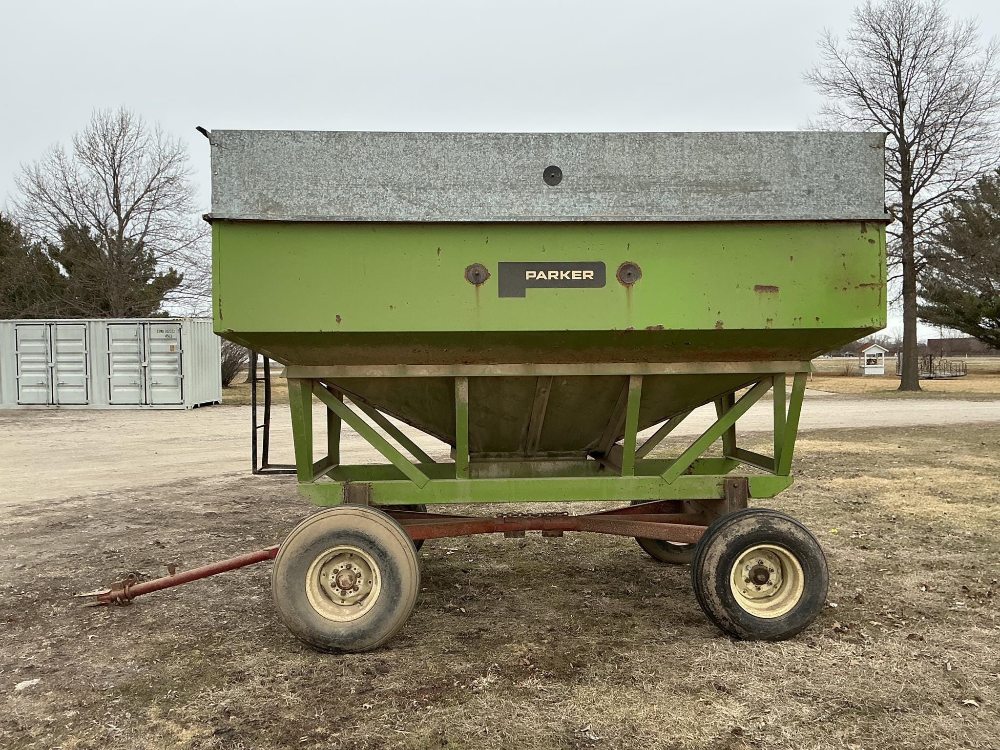 Parker 2600 Equipment Image0