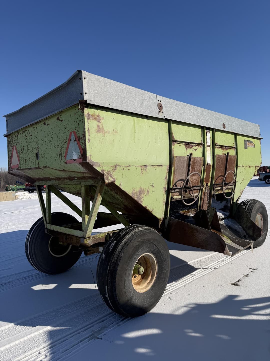 Image of Parker 2600 Primary image