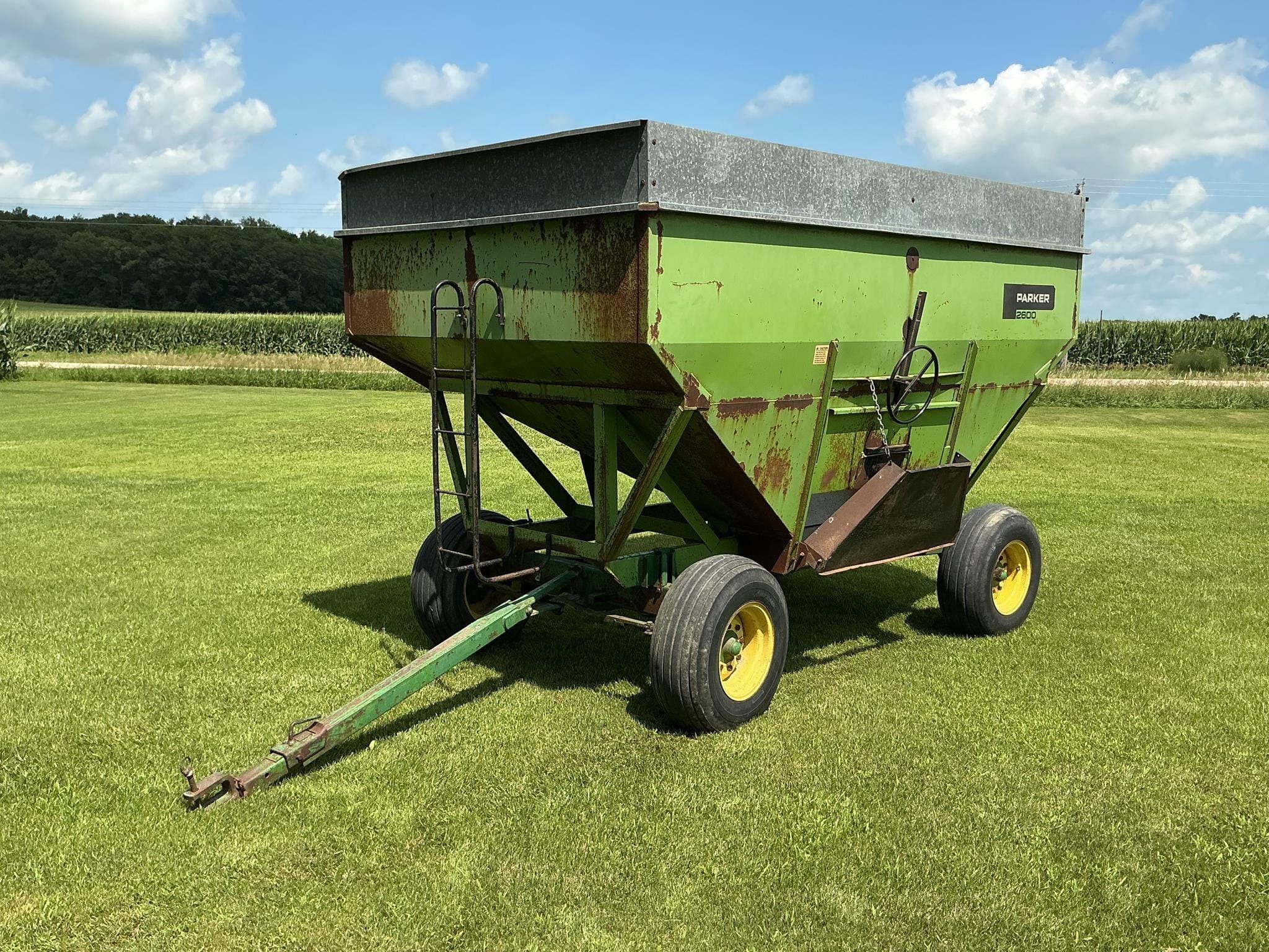 Parker 2600 Equipment Image0