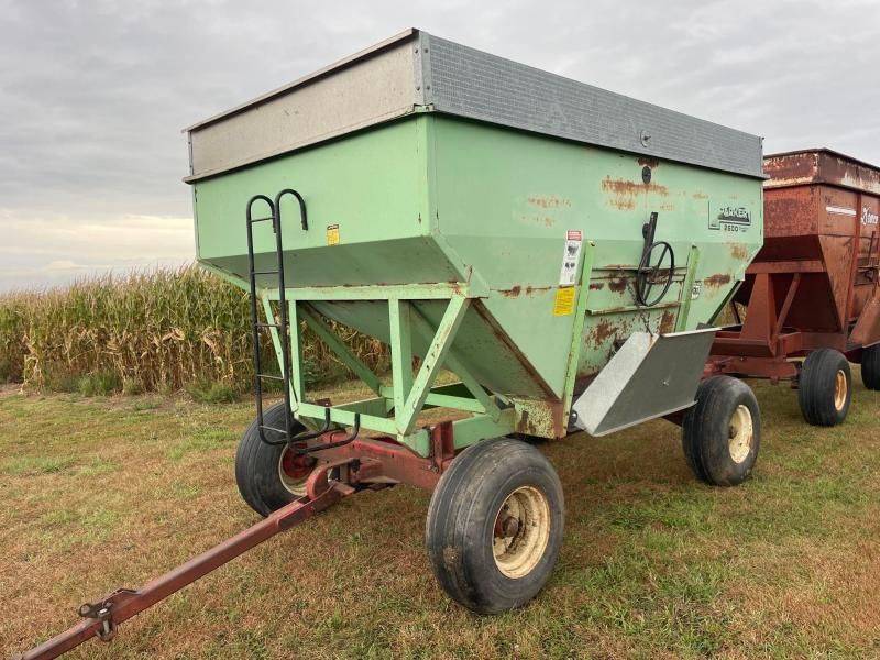 Parker 2600 Equipment Image0