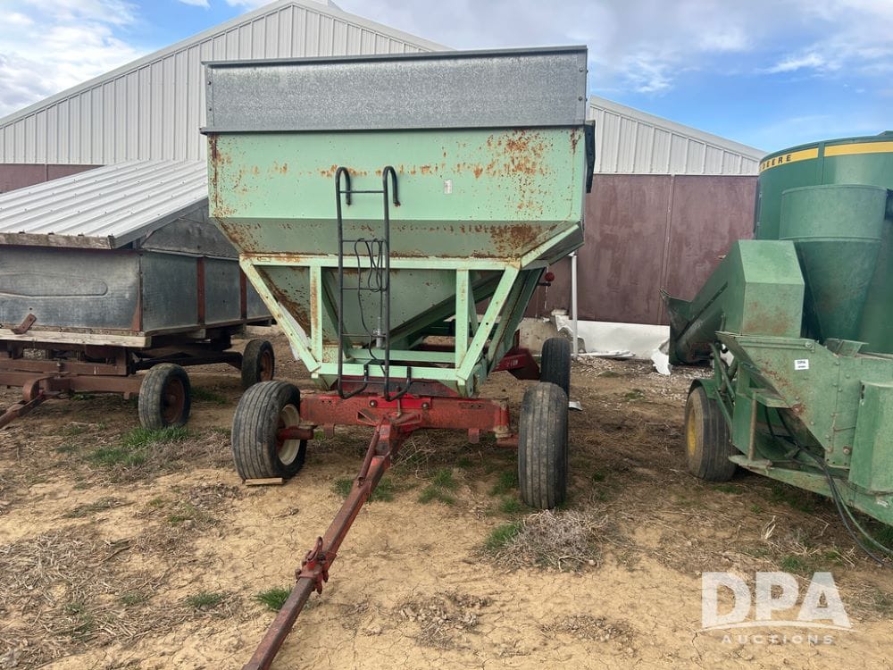 Parker 2600 Equipment Image0