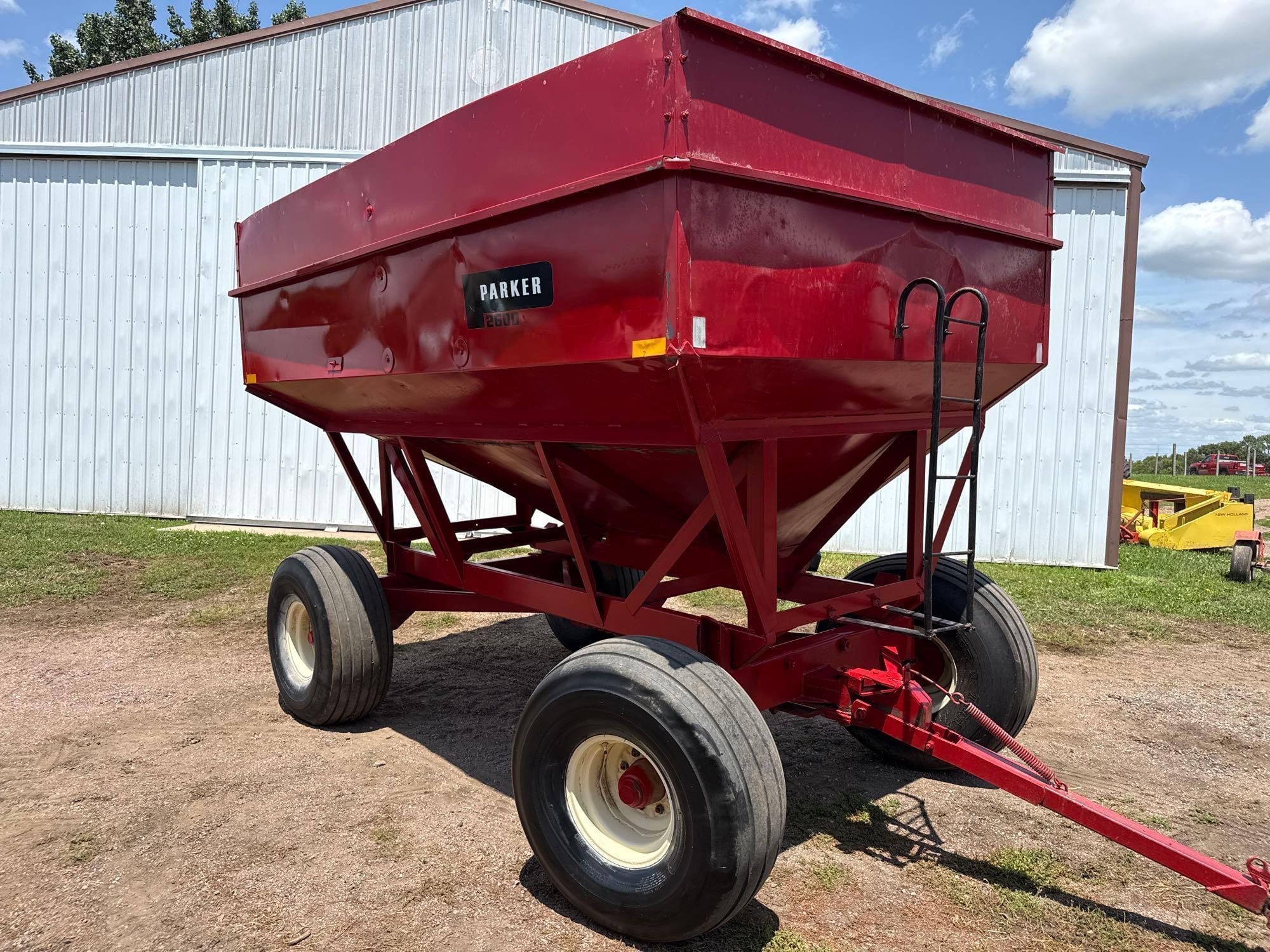 Parker 2600 Equipment Image0