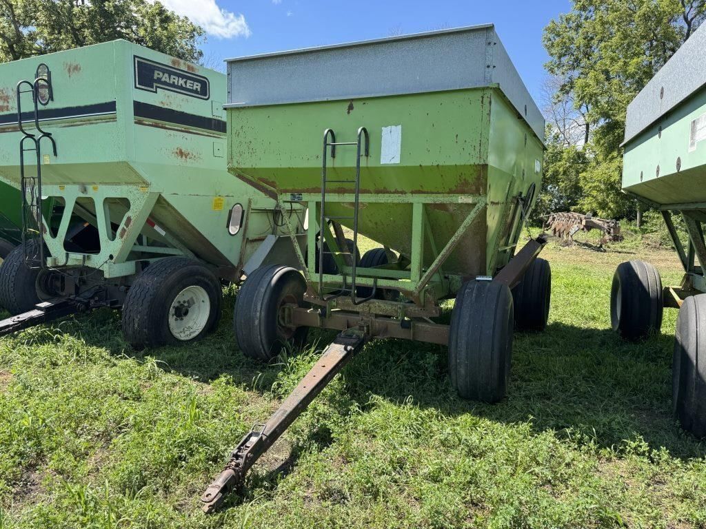 Parker 2600 Equipment Image0