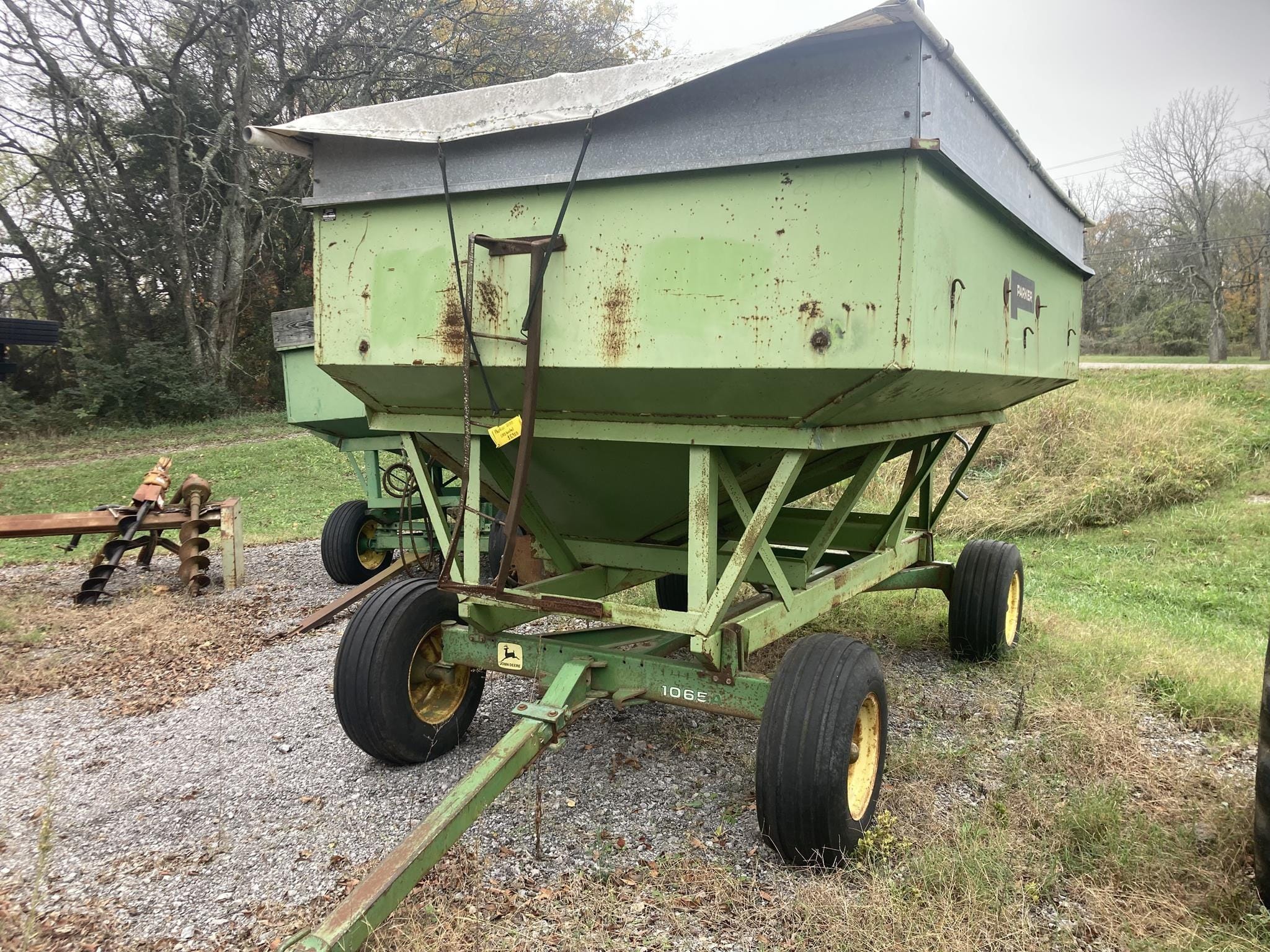 Parker 2600 Equipment Image0