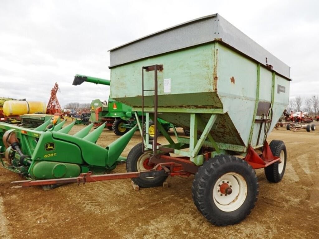 Parker 275 Equipment Image0