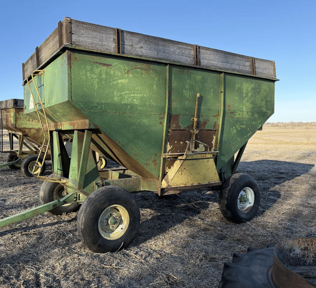 Parker 300 Equipment Image0