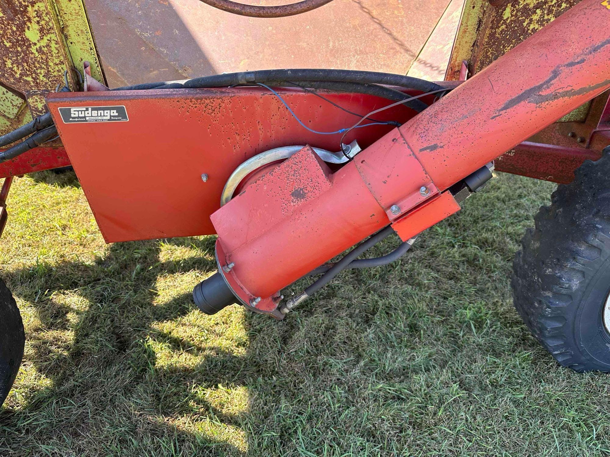 Parker 300 Equipment Image0