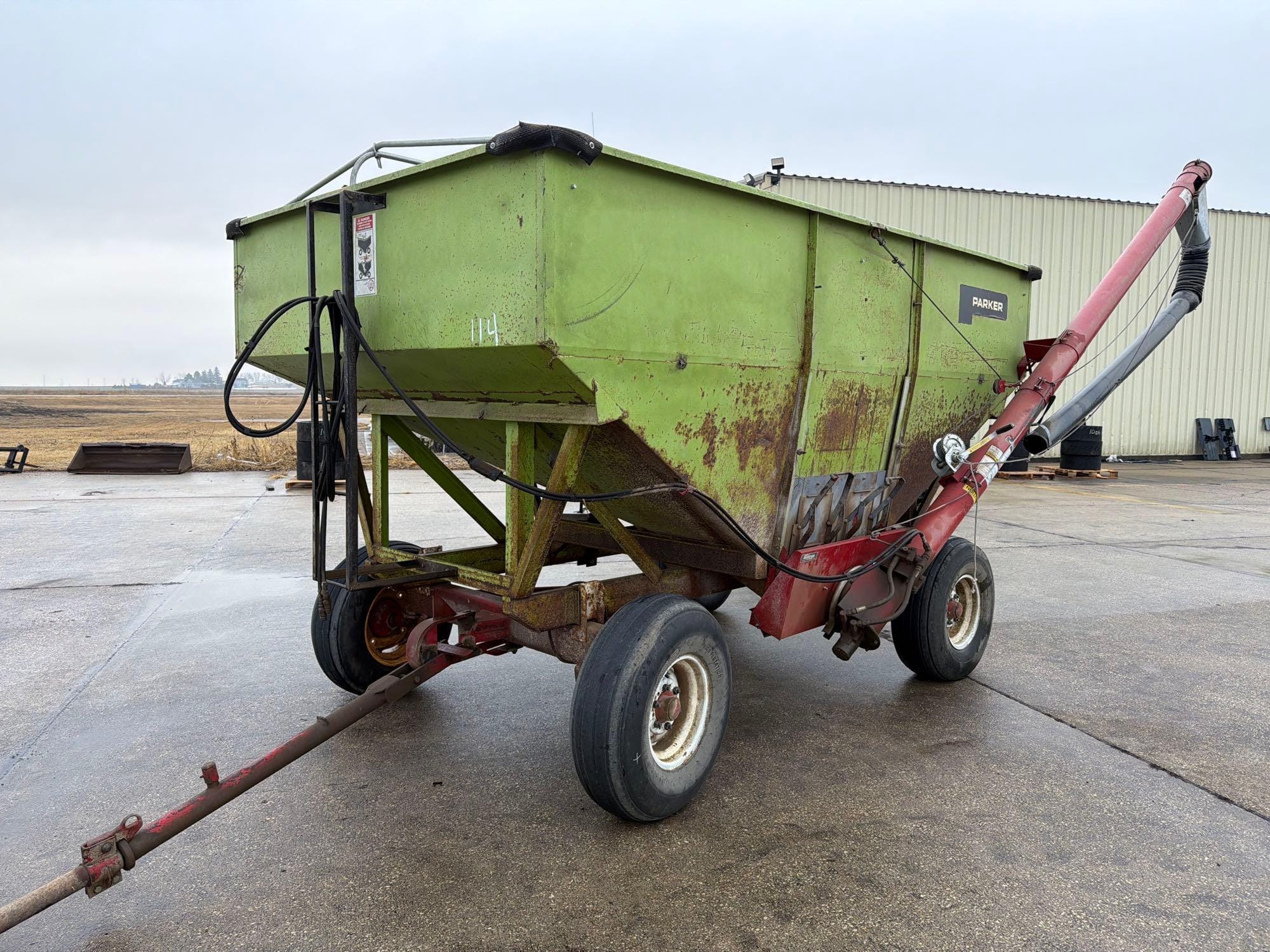 Parker 300 Equipment Image0