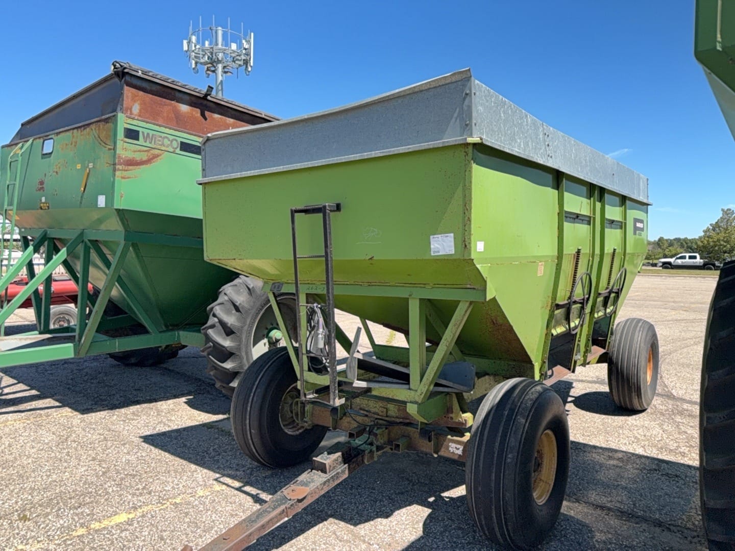 Parker 4000 Equipment Image0
