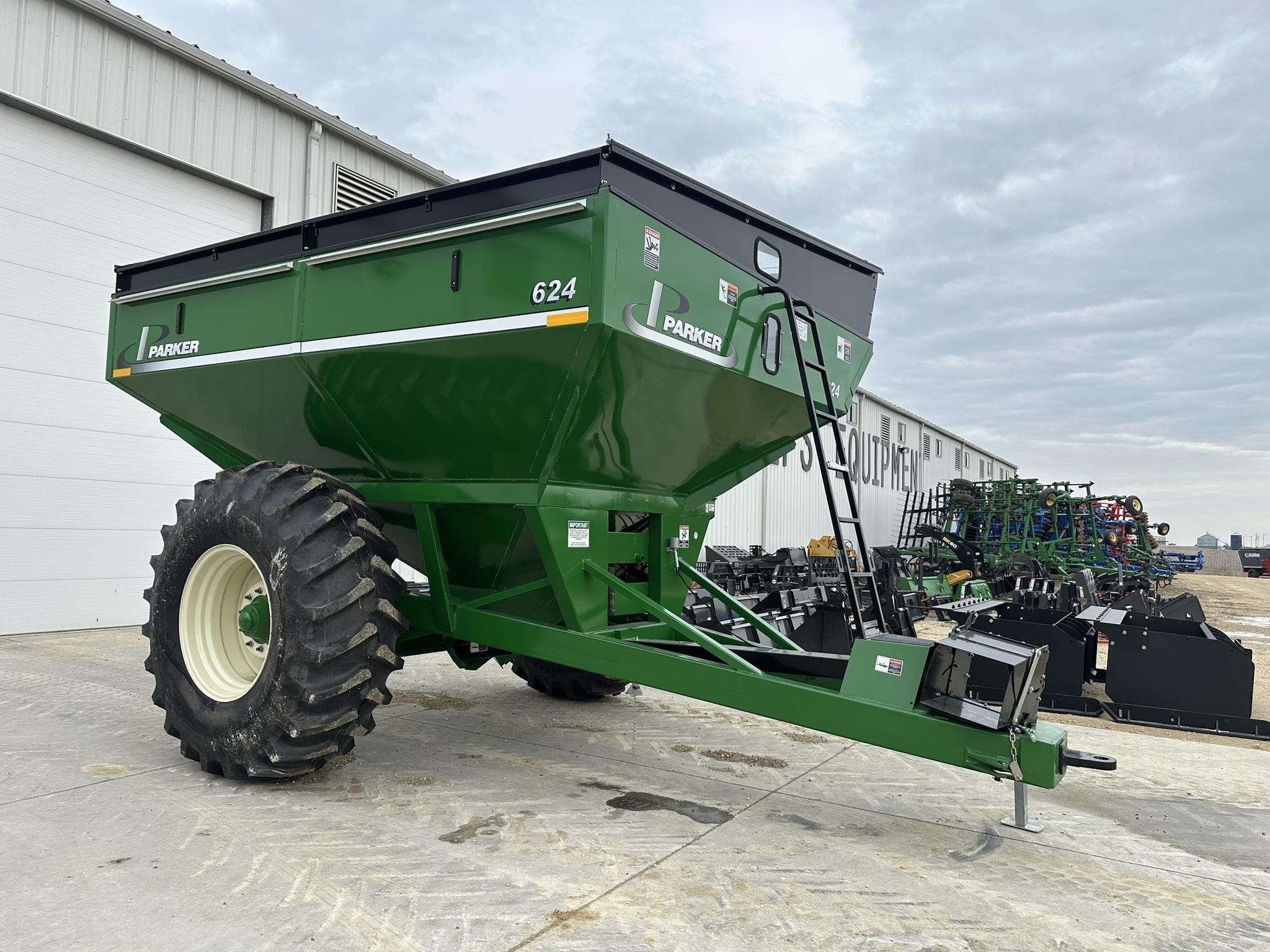 Main image Parker 624