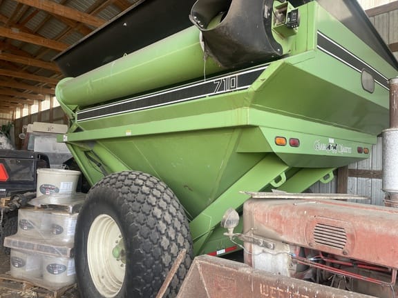 Parker 710 Equipment Image0