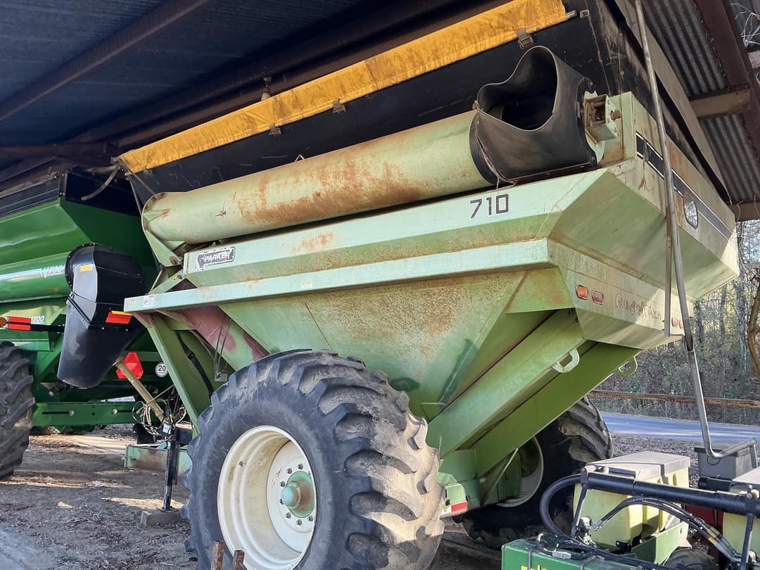 Image of Parker 710 Primary image