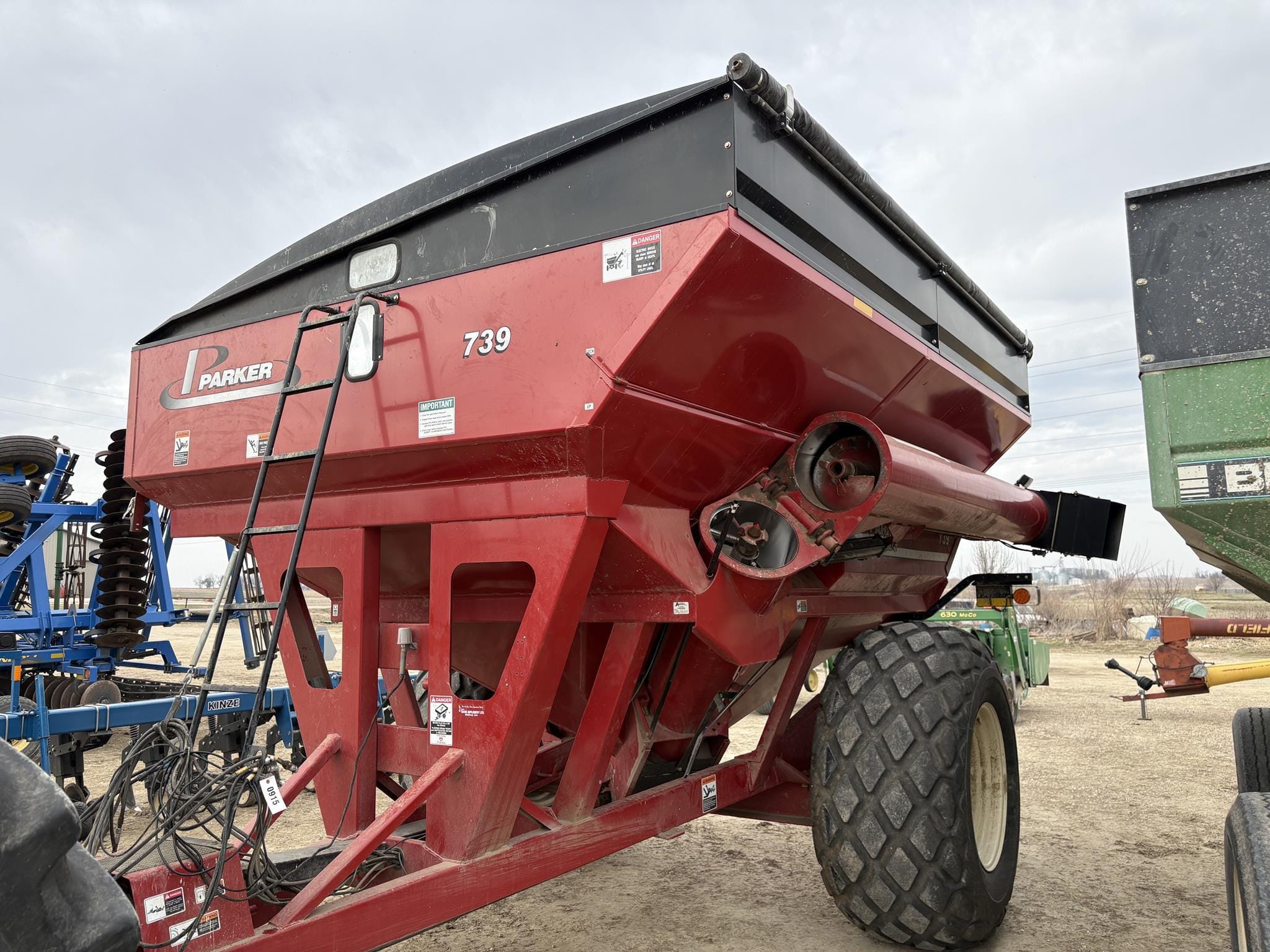 Parker 739 Equipment Image0